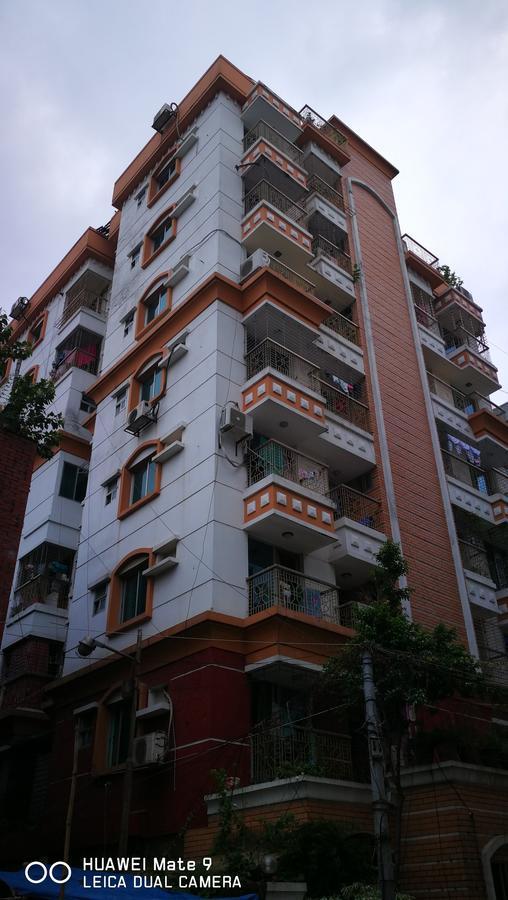 Rajanigandha Family Suites Dhaka Bagian luar foto